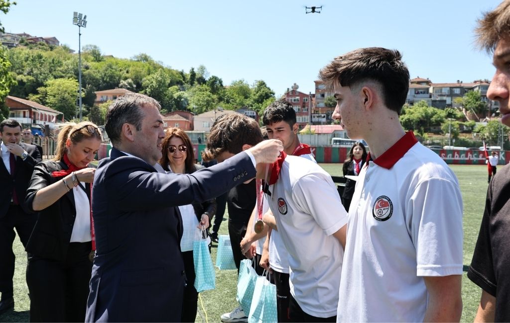 19 Mayis Ataturku Anma Genclik Ve Spor Bayraminin 106. Yil Donumu Beykozda Sevinc Ve Coskuyla Kutlanirken Renkli Goruntulere Sahne Oldu. 10