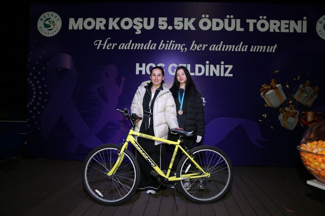 656288907 18582937468039151 1738333069125579363 N