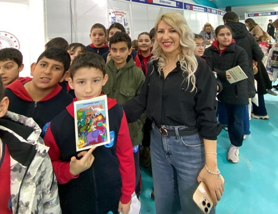 Beykoz Kitap Fuarinda Pelin Ogretmene Gorulmemis Ilgi 5 E1773424823740