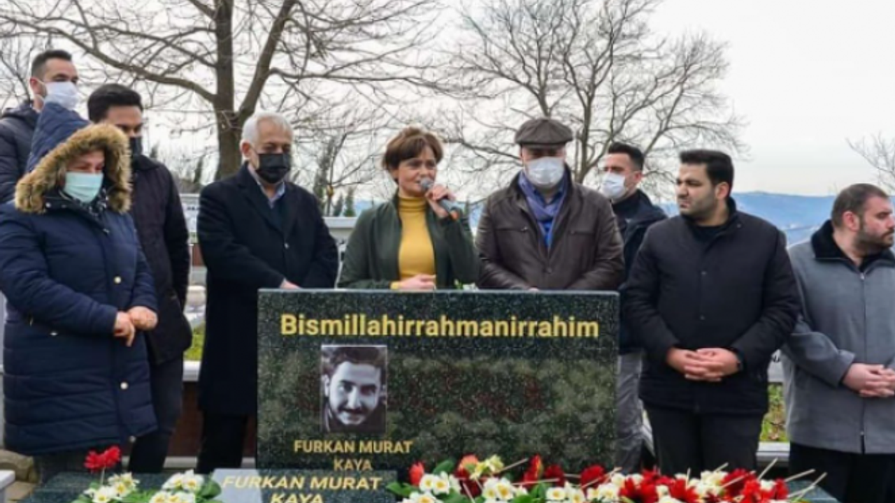 CHP Beykoz Gençlik Kolları Üyesi Furkan Murat Kaya Mezarı Başında Anıldı