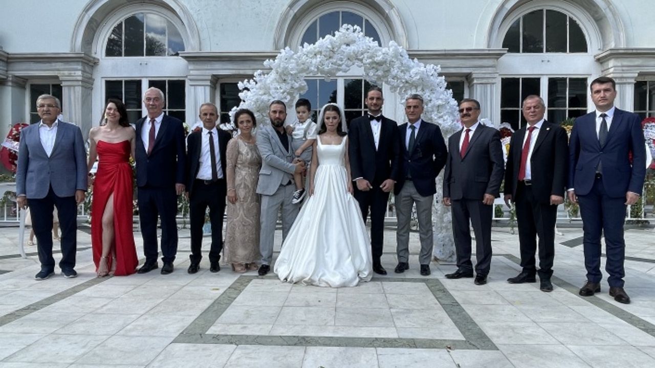 Volkan Düzgün ve Beyza Yavuz ve evlendi