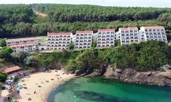 Riva’daki Milyon Dolarlık Otel Tinercilere Kaldı