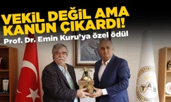 Prof. Dr. Emin Kuru arıcılığa katkılarından dolayı ödül aldı