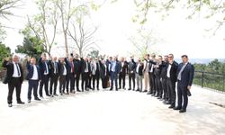 MHP'nin Yeni Başkanı Gündoğdu ve Yönetimi Bismillah Dedi