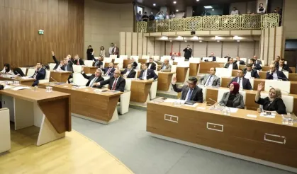 Beykoz Belediye Meclisi'nde AK Parti'den borçlara ilişkin önerge