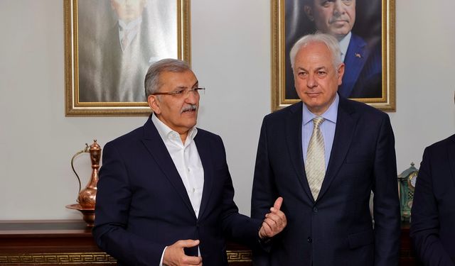 Murat Aydın'dan Köseler'e 3 kuruşluk dava!