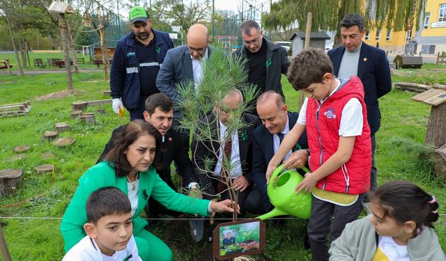 Bozhane’de 20 Şehidimizin Aziz Hatırası Dikilen Fidanlarla Yaşatıldı