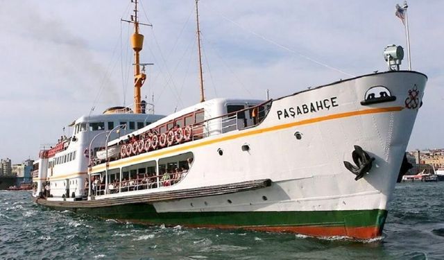 Eminönü–Beykoz Vapuru Balıkçı Ağına Takıldı!