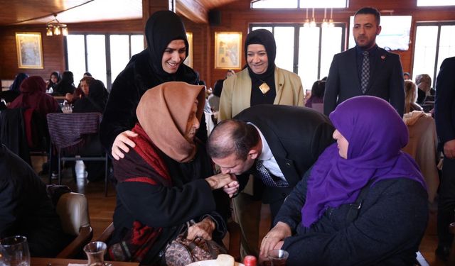 MHP Beykoz’da “Kadın Buluşması”: Birlik ve Dayanışma Vurgusu