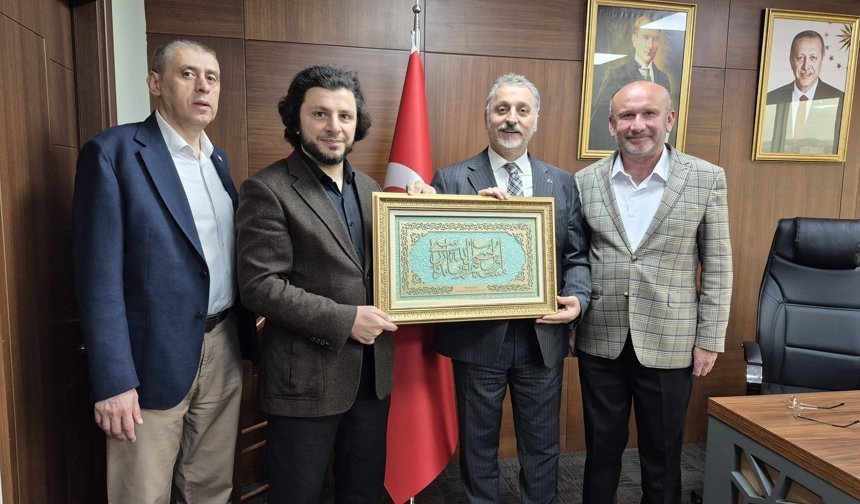 Mehmet Hüsrev'e Ziyaretler Son Bulmuyor