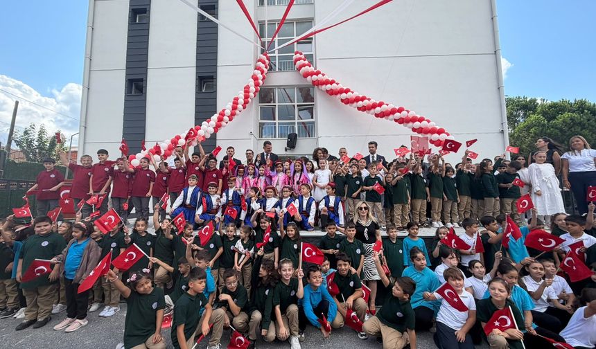 Beykoz’da yeni eğitim yılı başladı: 86 bahçe görevlisi ve 700 öğrenciye KantinKart